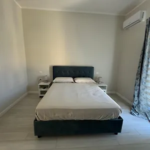 https://airport-house.hotels-amalfi.com